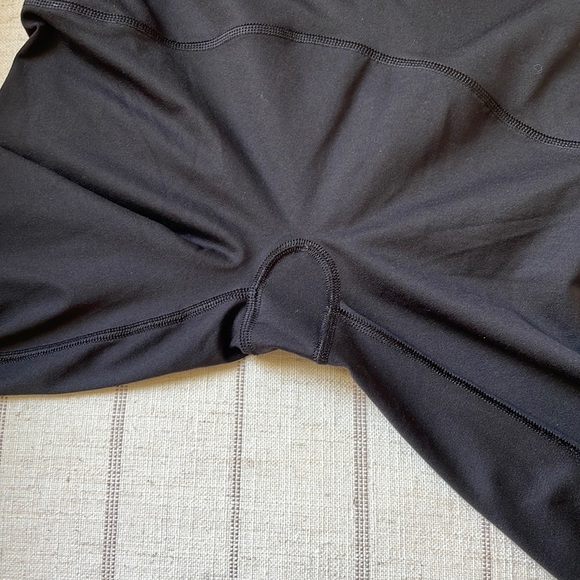 Spanx Active Leggings in Very Black, Women’s Medium. 7/8 length - Picture 8 of 10